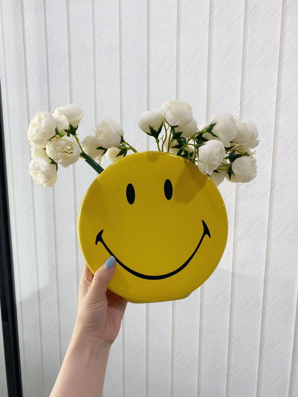 Smiley yellow  emoji happy face - Image 5 of 7